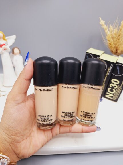 کرم پودر مک Hyper real spf 15