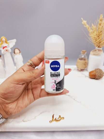 مام رول ضد تعریق زنانه نیوآ مدل BLACK WHITE حجم 50ml کد 5295