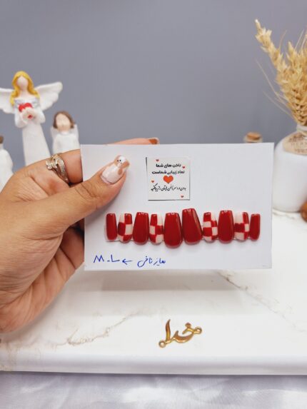 ناخن مصنوعی با مواد کاشت کیفیت بالا رنگ قرمز طرح چهار خونه